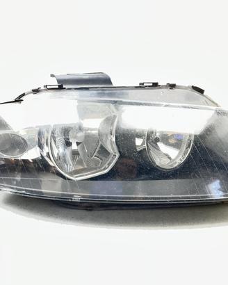 FARO ANTERIORE DESTRO AUDI A3 Serie (8P1) 8P094100