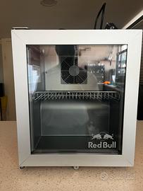 Frigo vetrina piccola red bull