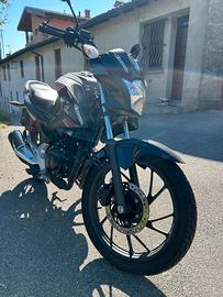 Honda cb 125f