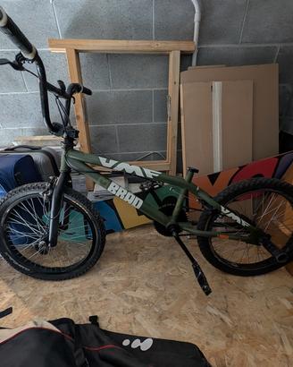 BMX Professionale UMF Brad 3