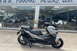 voge sr4 max nuovo pronta consegna