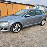 Audi A3 SPB 1.6 TDI 105 CV CR Ambition
