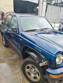 Jeep Cherokee 2.8 TD del 2005 - uso ricambi