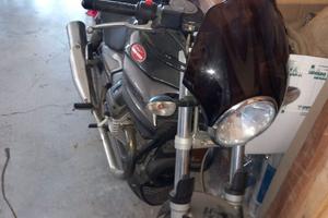 Moto Guzzi Breva 750 – anno 2004 – solo 9.000 km