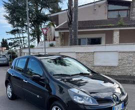 RENAULT CLIO 1.2 BENZINA LUXE