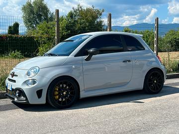 ABARTH 595 esseesse 180 CV