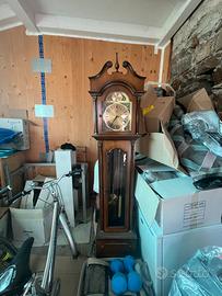 Orologio a pendolo da terra