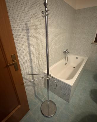 Porta asciugamani bagno in acciaio