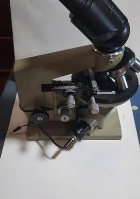 Microscopio binoculare professionale