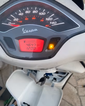 Vespa Sprint “Racing Sixties” immatricolazione2021