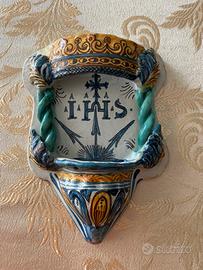 Antica Acquasantiera da Parete in Maiolica