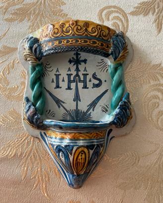 Antica Acquasantiera da Parete in Maiolica
