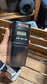 Mangiatoia automatica per pesci 