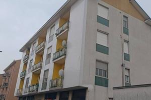 Appartamento di 90 m² con 3 locali e box auto a Ba