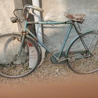 bicicletta da uomo da ripristinare.