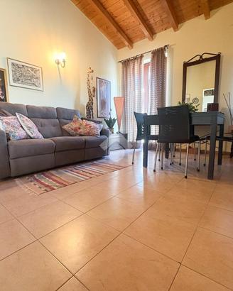 2 LOCALI A BRANDICO
