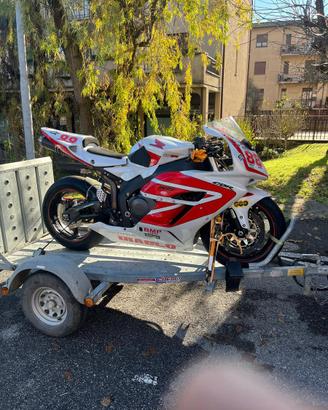 Solo interessato