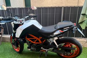 Duke 390 2016