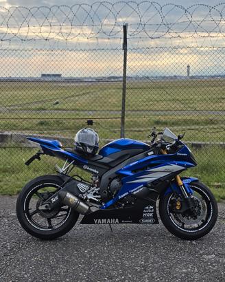 Yamaha r6 anno 2006