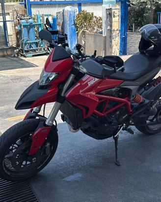 Ducati Hypermotard 821