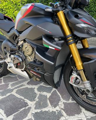 Kit fianchetti radiatore carbonio streetfighter v4