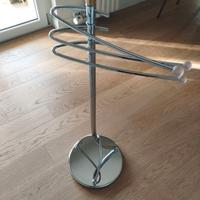 Piantana porta asciugamani