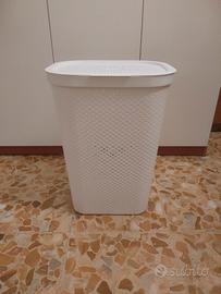 Porta biancheria plastica, bianco

43x35x60

