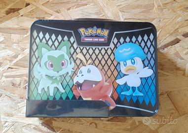 Valigetta da collezione Miraidon e Koraidon