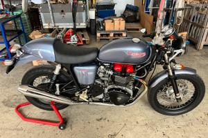 Thruxton 900 carburaratori