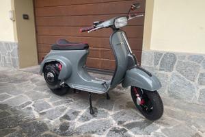 Vespa 50 Special