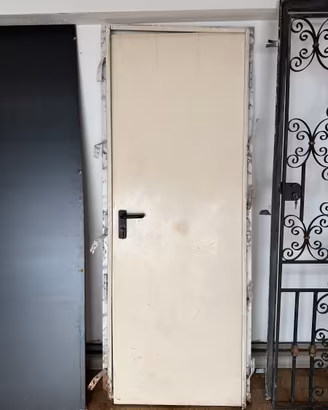 Porta tagliafuoco usata