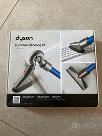 Dyson cleaning kit