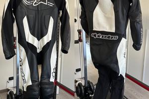 Abbigliamento moto da strada