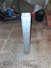 Supporti in ferro zincato per pali / pergole – 60 