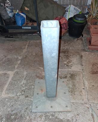 Supporti in ferro zincato per pali / pergole – 60 