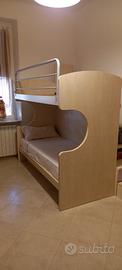 Cameretta con letto a castello/soppalco