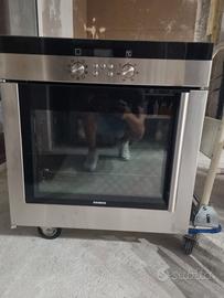 Forno  ad incasso Siemens