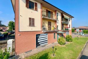 3 LOCALI A BRONI