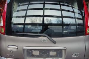 Portellone nudo TOYOTA YARIS VERSO del 2003