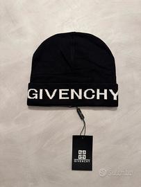 Cappello Givenchy
