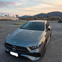 Mercedes-Benz Classe A250e AMG Line