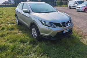 nissan Qashqai benzina 