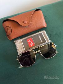 Occhiali da sole Ray-Ban Ari Argento/Blu Polarized
