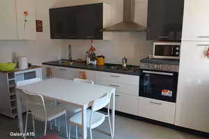 Casetta con giardino 
