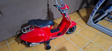 Vespa Elettrica per Bambini Luci e Suoni