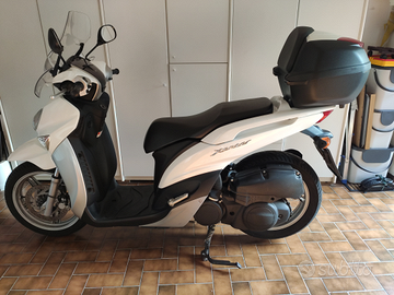 Yamaha Xenter 150