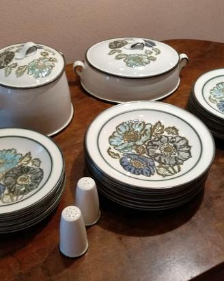 Sevizio piatti WEDGWOOD IONA