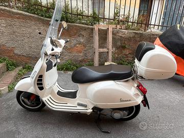 Piaggio vespa gts 300