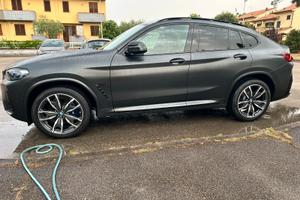 BMW X4 30i