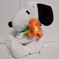 Peluche Snoopy con fiore